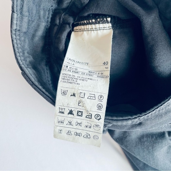 United Colors of Benetton Dark Gray Short Size S (40 EU) - Picture 9 of 9